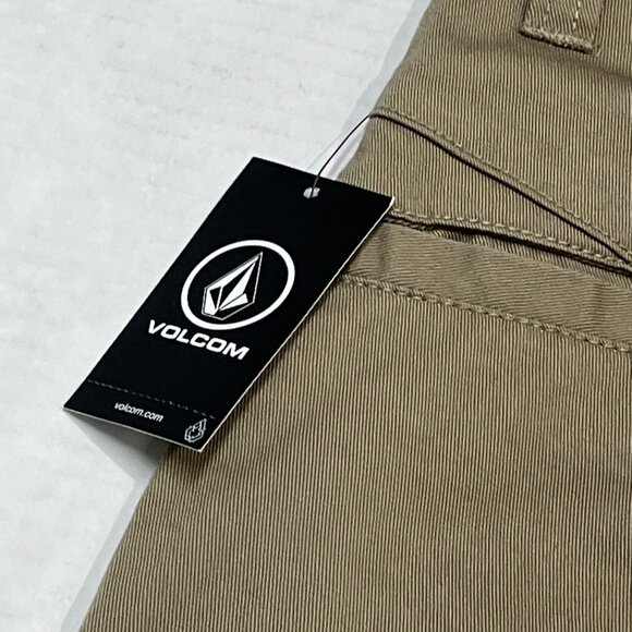 Volcom Shorts Mens 28 Vmonty Khaki Chino Casual Stretch Outdoor Comfort Beach - Picture 2 of 8